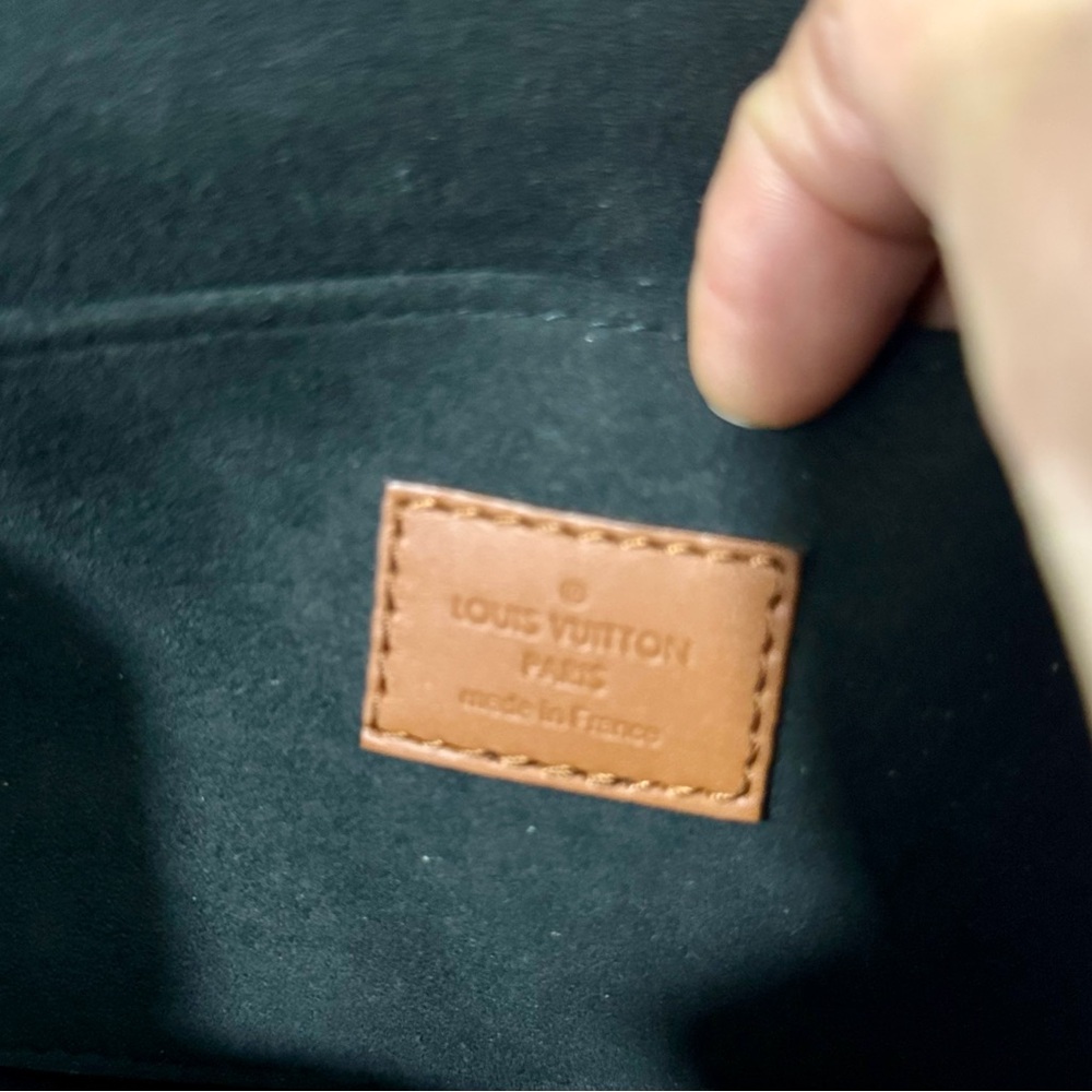Louis Vuitton Tan and Brown Monogram Crossbody Bag - Picture 9 of 10